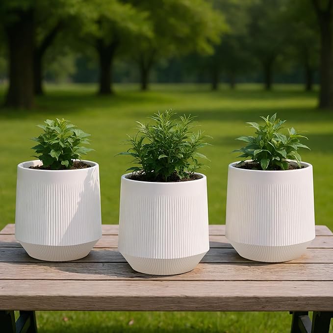 Plant Pots，Set of 3 Plastic Pots for Indoor Plants,Flower Pots Outdoor Planters with Drainage Hole and Seamless Saucer,Milky-Yellow