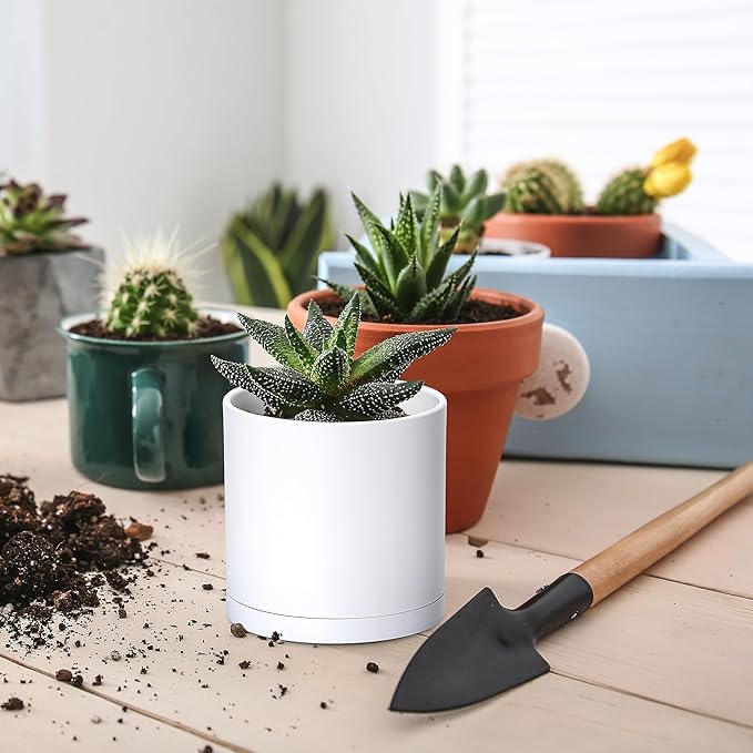 Planter Pots, 18 Count Matte White Plastic Mini Pots With Saucers