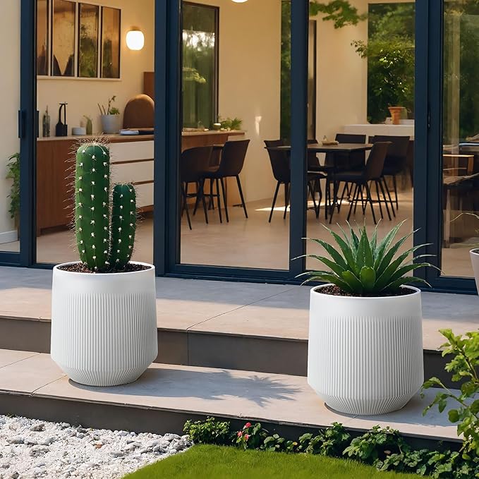 Plant Pots，Set of 2 Plastic Large Pots for Indoor Plants,Flower Pots Outdoor Planters with Drainage Hole and Seamless Saucer,(White 12Inches)